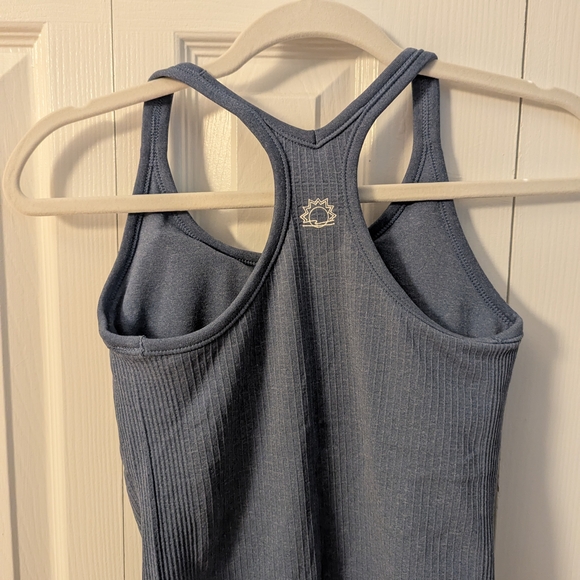 Blue Ribbed Tank Top - Picture 4 of 4